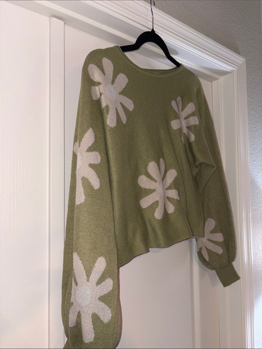 Ekouaer Olive Green Floral Crewneck Sweater size small - Picture 2 of 8